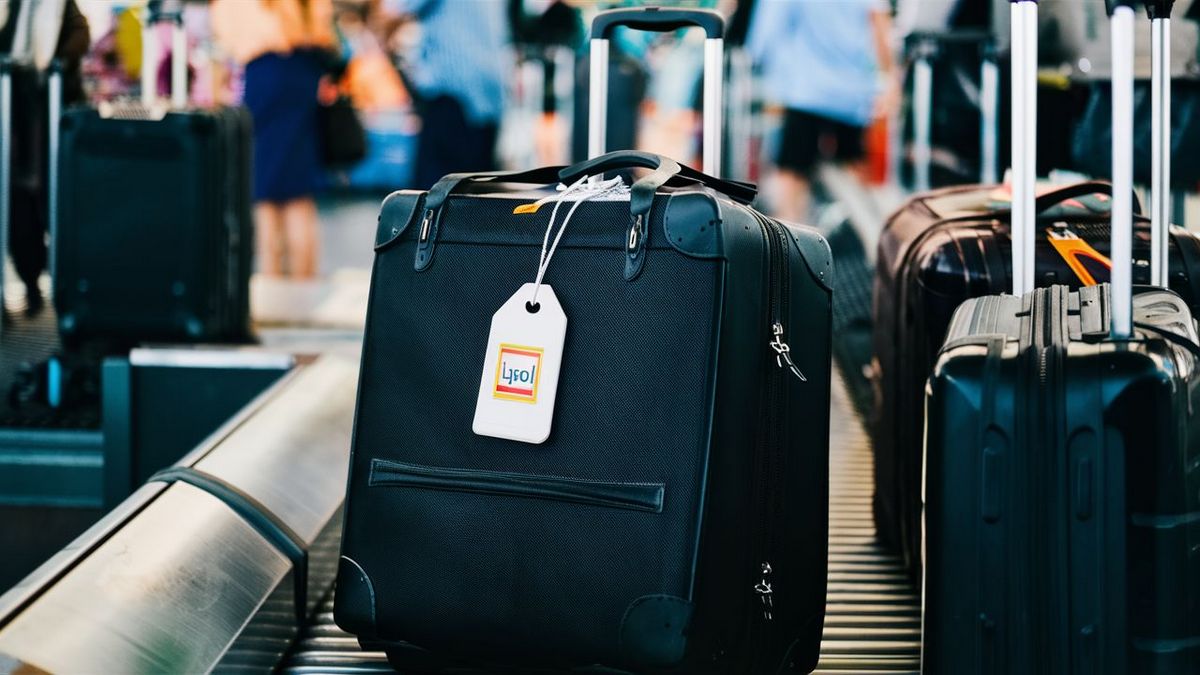Can You Take Lysol on a Plane Checked Baggage?